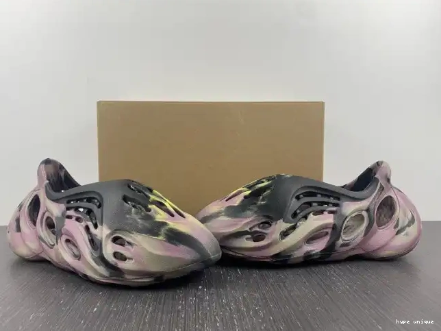 hype IG9562 Foam Adidas Yeezy MX Carbon RNR 0516